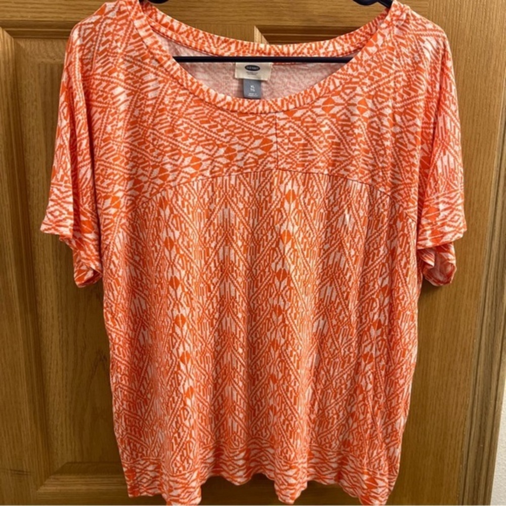 Old Navy Women's Orange Patterned Top